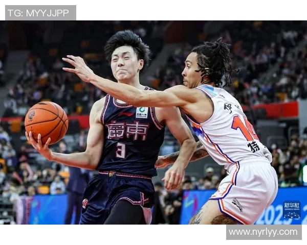 新疆伊力特球员表现抢眼,协力击败对手,展现团队实力